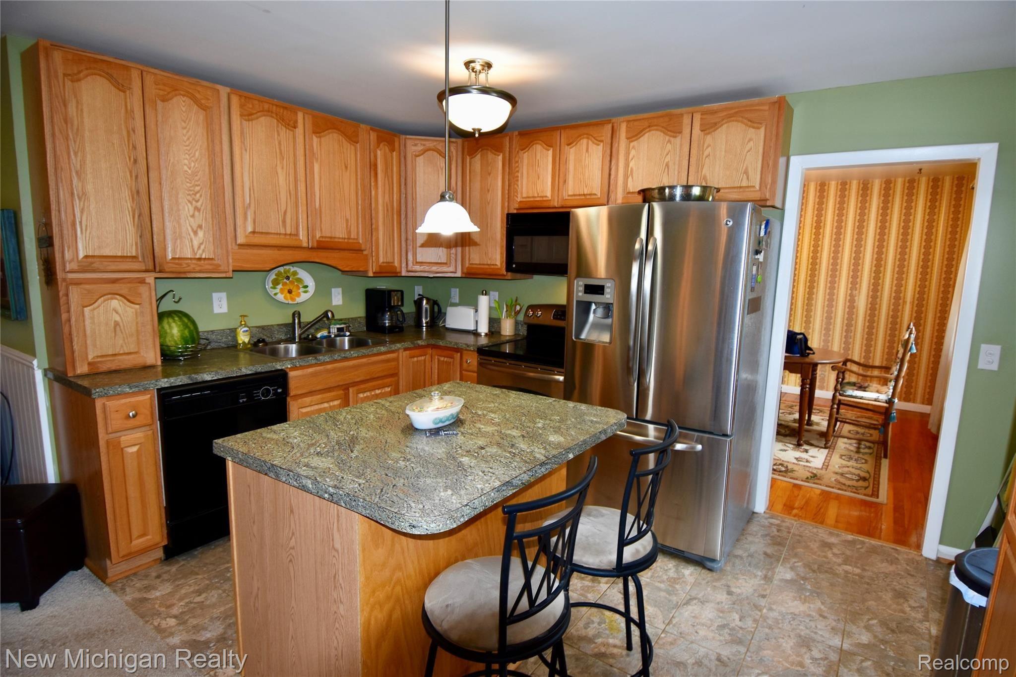 6434 Gale Road Atlas, MI 48411 - Photo 4 of 28 5B0E6300-204E-48AD-9912-D1A7F8077965.jpeg