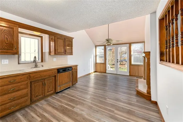 $349,000 | 2121 Northeast Concord Street, Lee's Summit, MO 64086