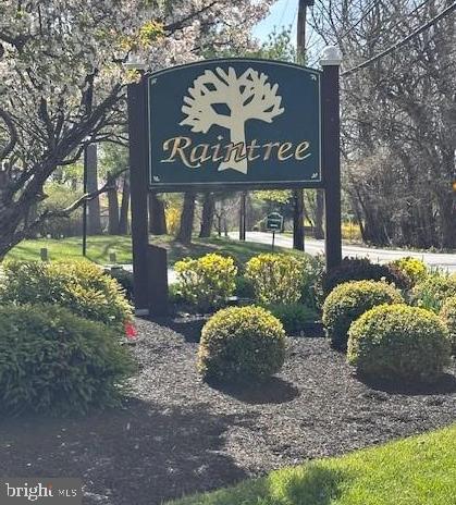 Welcome to Raintree in Malvern