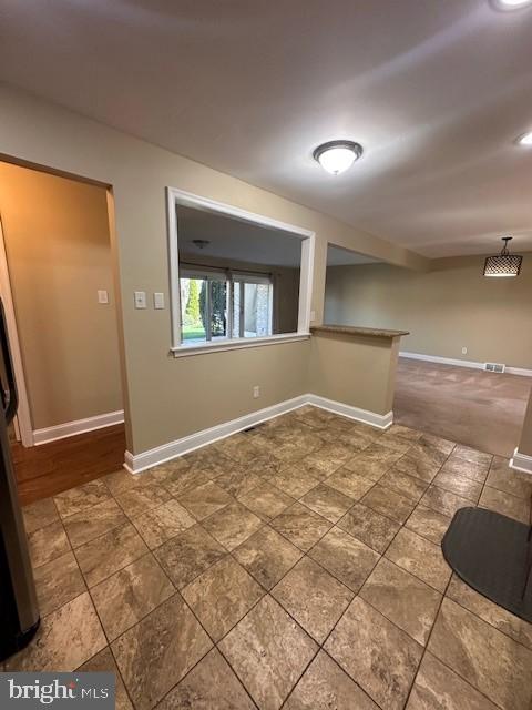 1604 Raintree Lane, Unit 1604 Malvern, PA 19355 - Photo 9 of 23 Kitchen