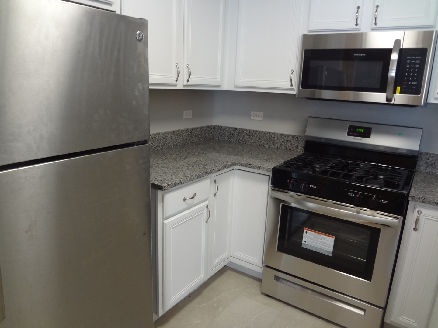 710 Mill Circle, Unit 203 Wheeling, IL 60090 - Photo 7 of 19