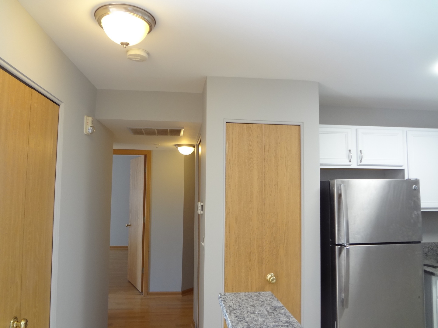 710 Mill Circle, Unit 203 Wheeling, IL 60090 - Photo 10 of 19