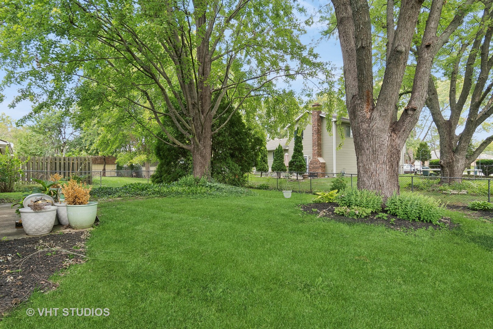 412 Quarry Drive Bolingbrook, IL 60490 - Photo 23 of 23 a garden view
