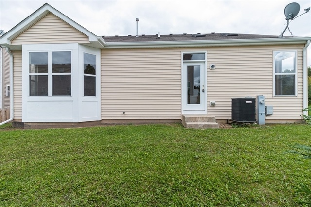 1701 Roger Road Woodstock, IL 60098 - Photo 16 of 17