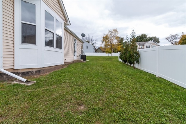 1701 Roger Road Woodstock, IL 60098 - Photo 17 of 17
