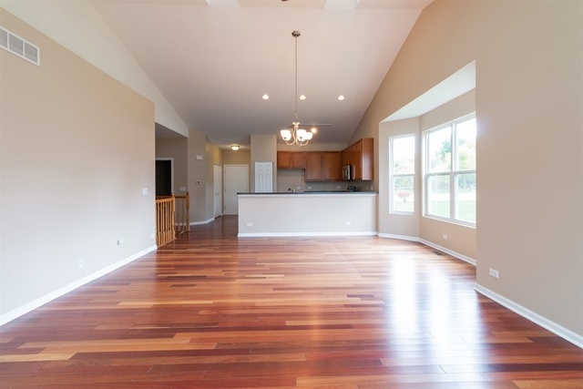 1701 Roger Road Woodstock, IL 60098 - Photo 4 of 17