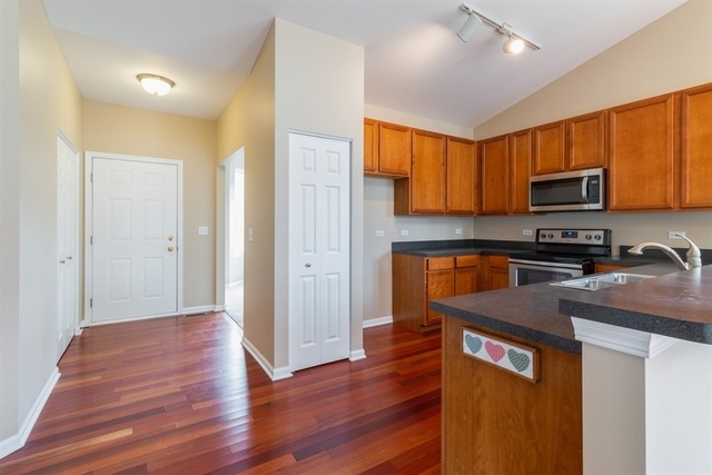 1701 Roger Road Woodstock, IL 60098 - Photo 6 of 17