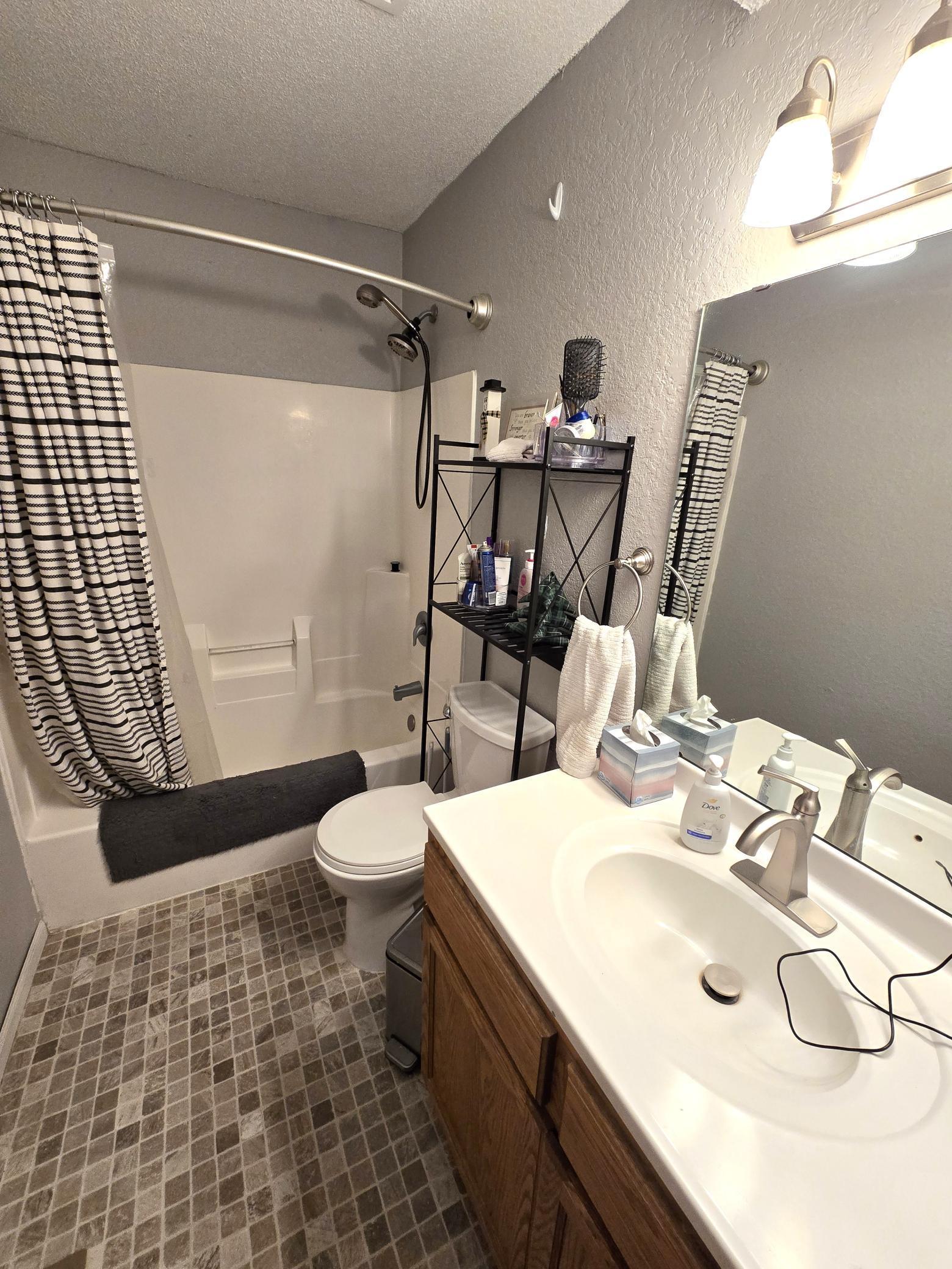 915 7th Street, Unit 8 Jordan, MN 55352 - Photo 12 of 20