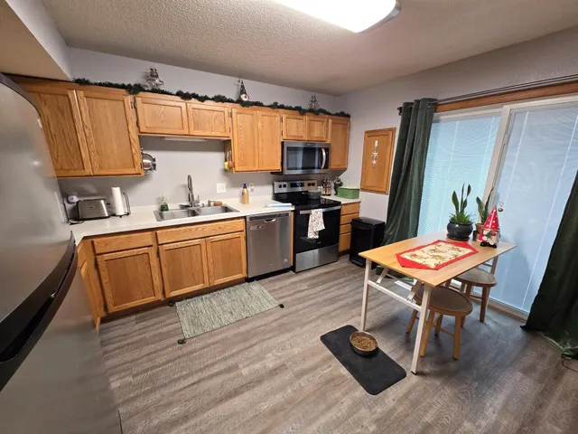 $149,900 | 915 7th Street, Unit 8, Jordan, MN 55352