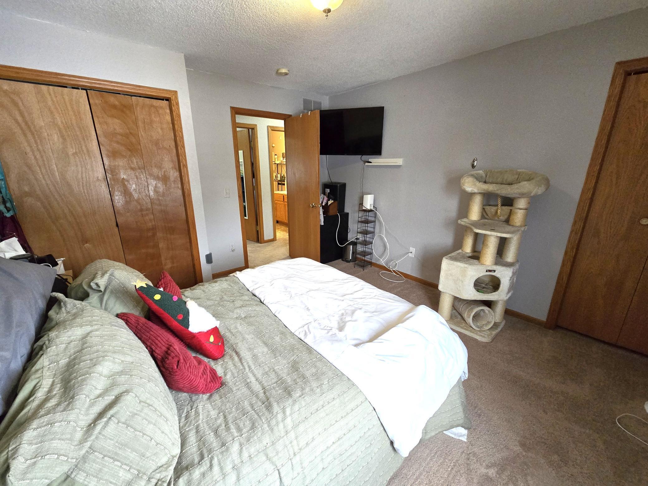 915 7th Street, Unit 8 Jordan, MN 55352 - Photo 8 of 20