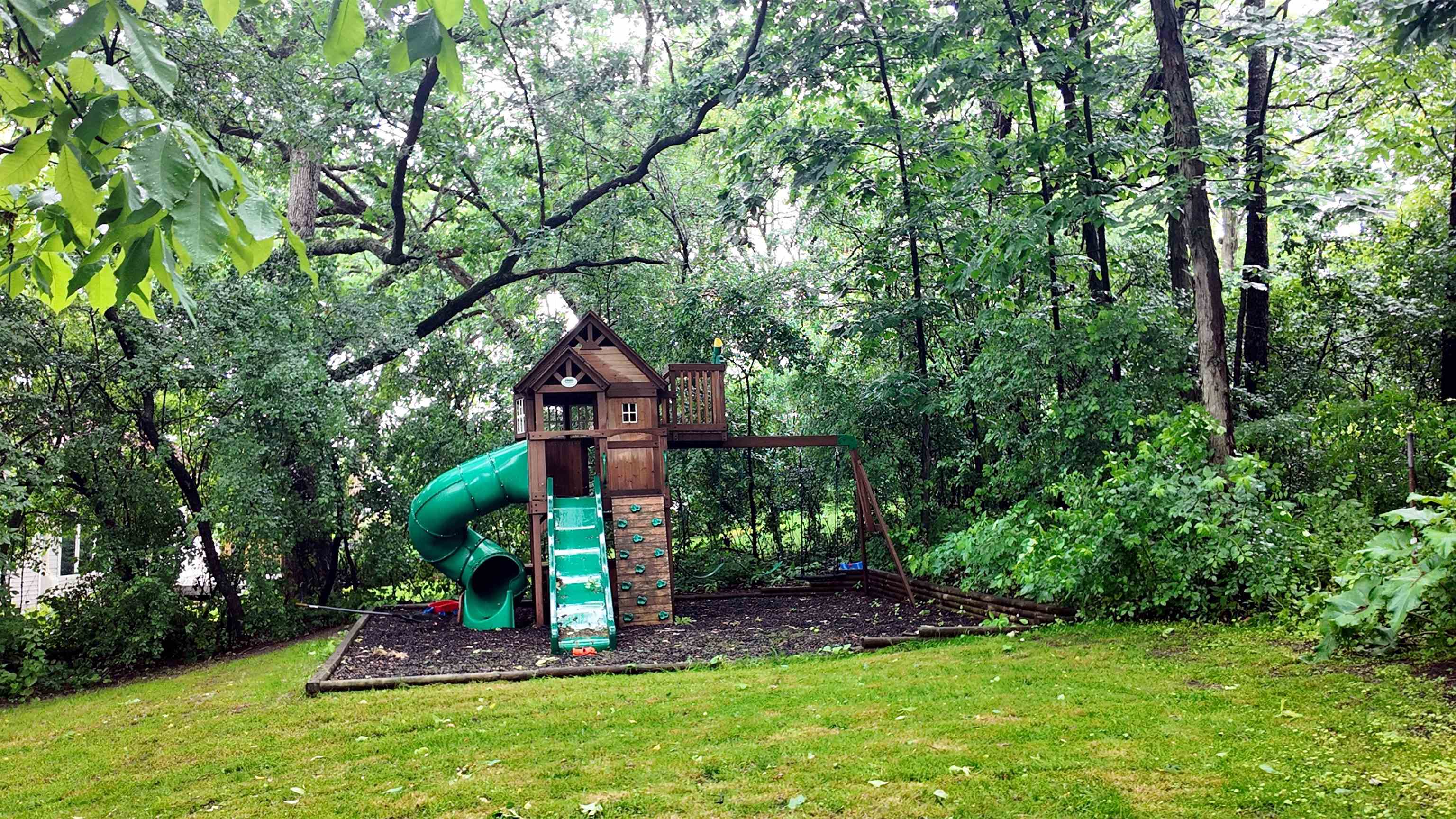 8411 Ridgeview Court Larsen, WI 54947 - Photo 6 of 51