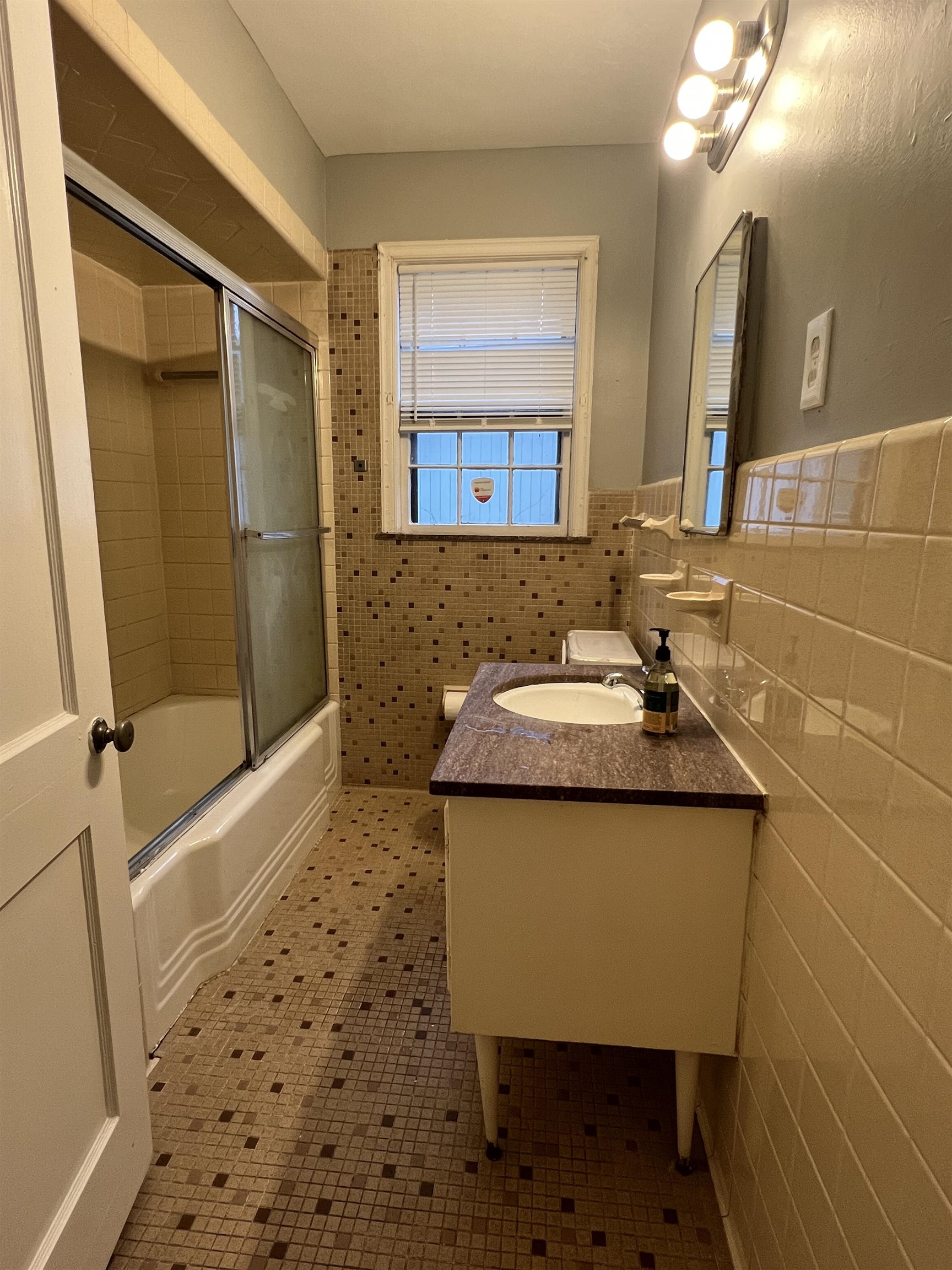 3158 Hoskins Road Memphis, TN 38111 - Photo 12 of 12 Gallery Image 12