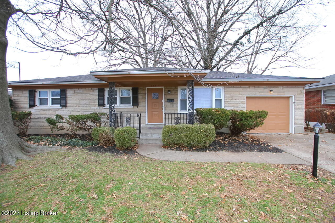 3454 Fern Lea Road Louisville, KY 40216 - Photo 1 of 56 Front