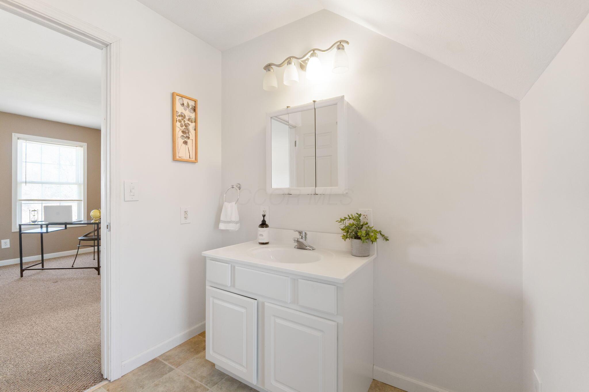 636 Larue-Marseilles Road La Rue, OH 43332 - Photo 31 of 52 Upstairs full bath