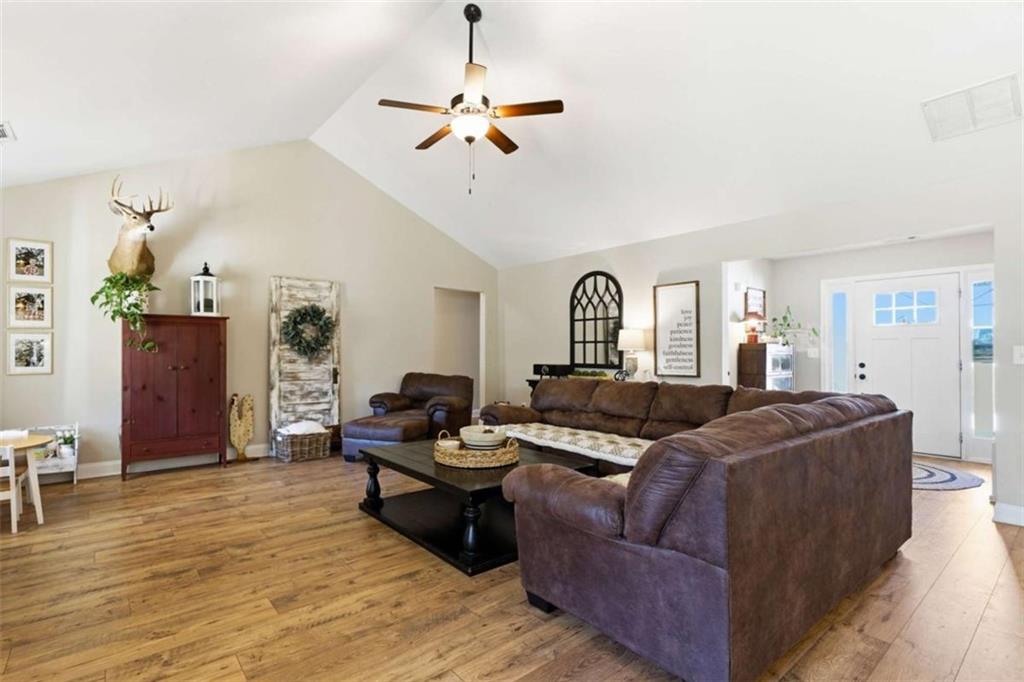 189 Marie Court Bethlehem, GA 30620 - Photo 37 of 57 a living room with furniture