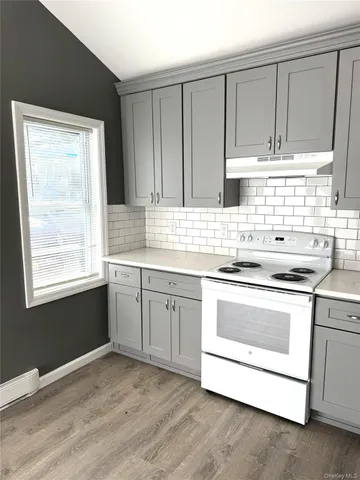 $2,200 | 21 Collegeview Avenue, Unit 2111, Poughkeepsie, NY 12603