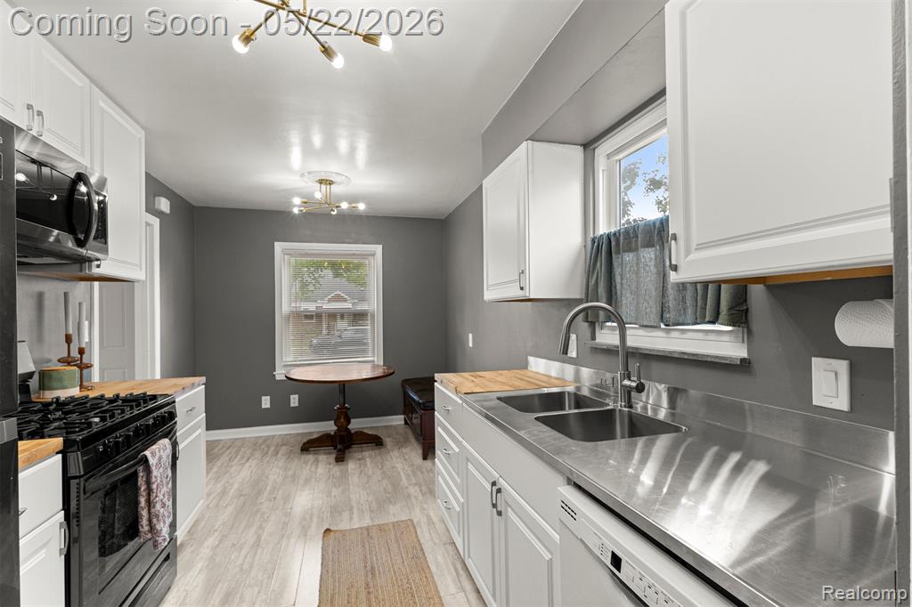 3230 Harding Street Dearborn, MI 48124 - Photo 15 of 42