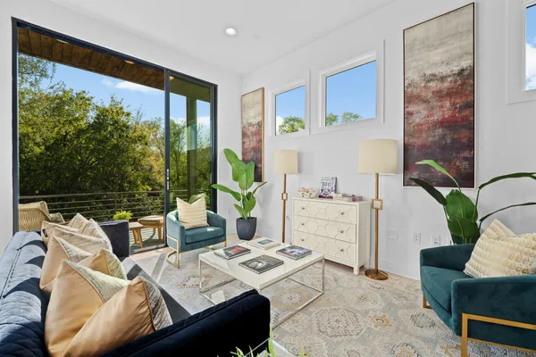 $699,900 | 5001 Childers Path, Austin, TX 78741