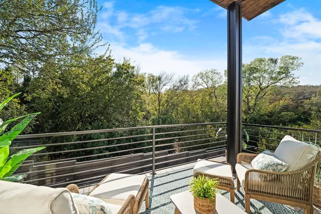 $699,900 | 5001 Childers Path, Austin, TX 78741