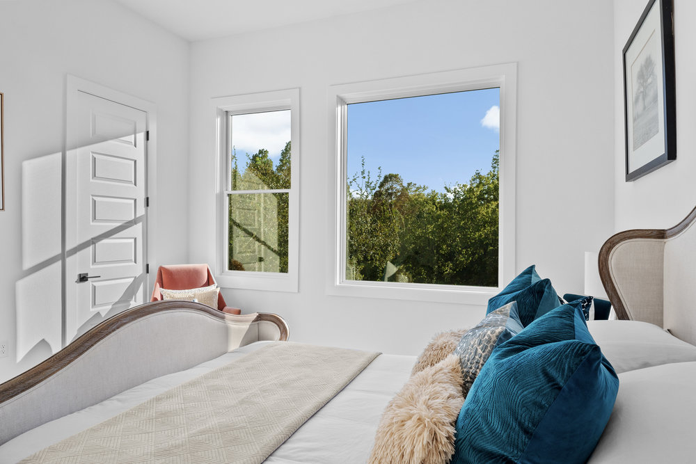 5001 Childers Path Austin, TX 78741 - Photo 21 of 40 View of bedroom