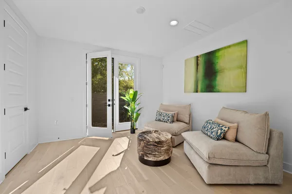 $699,900 | 5001 Childers Path, Austin, TX 78741