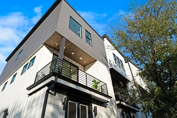 $699,900 | 5001 Childers Path, Austin, TX 78741