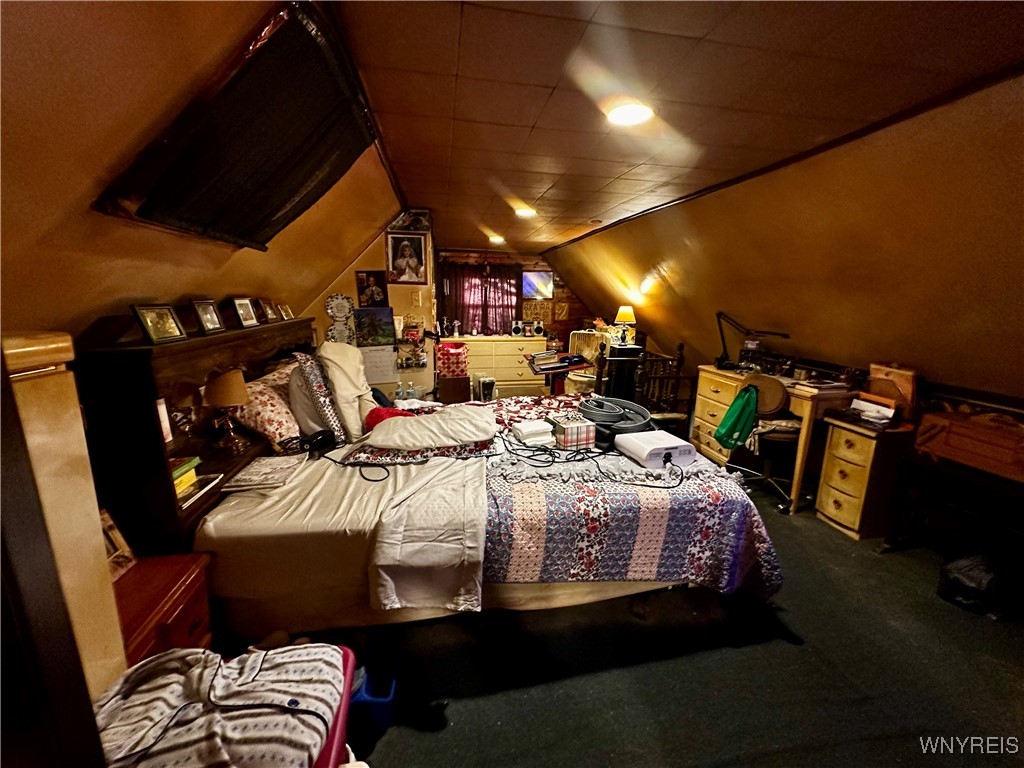 531 Harlem Road West Seneca, NY 14224 - Photo 14 of 18 2nd floor bedroom