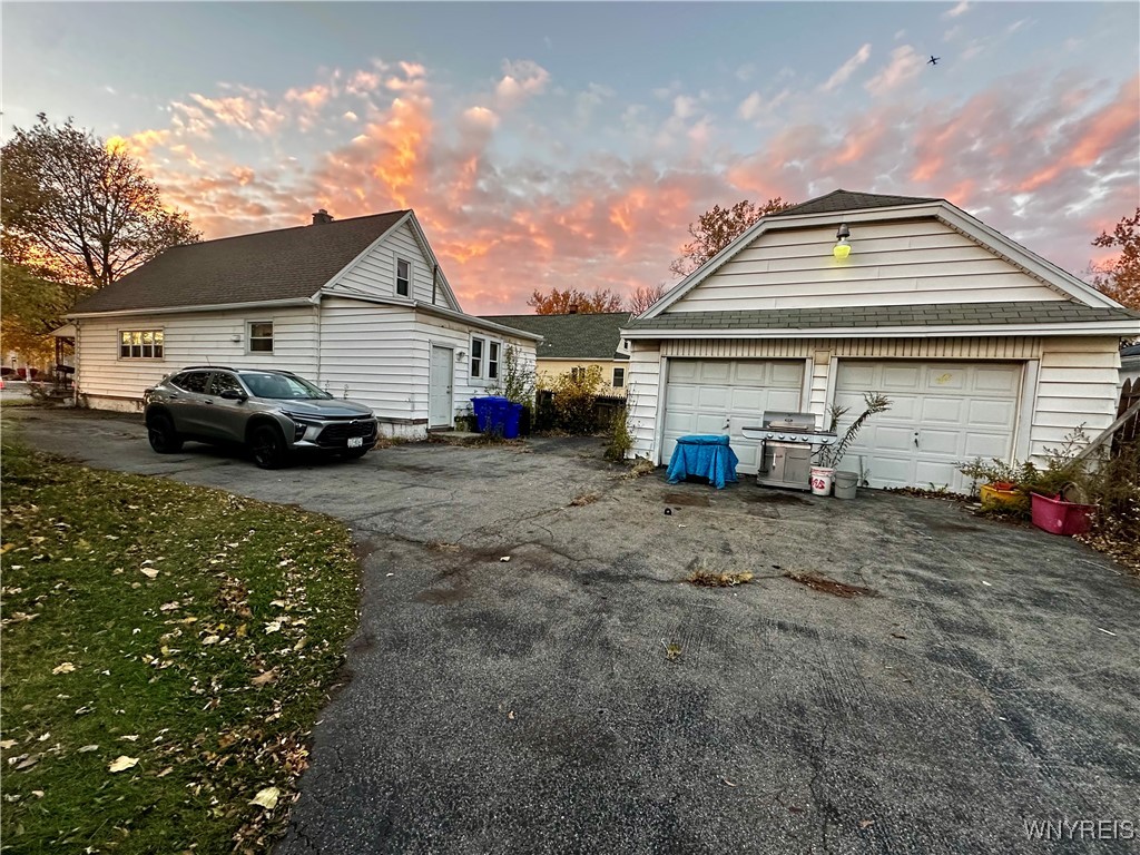 531 Harlem Road West Seneca, NY 14224 - Photo 3 of 18