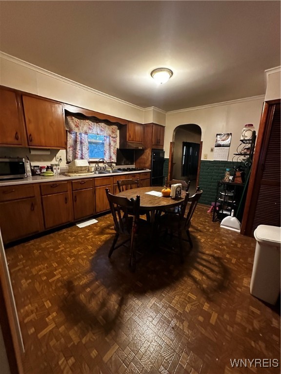 531 Harlem Road West Seneca, NY 14224 - Photo 7 of 18 Kitchen