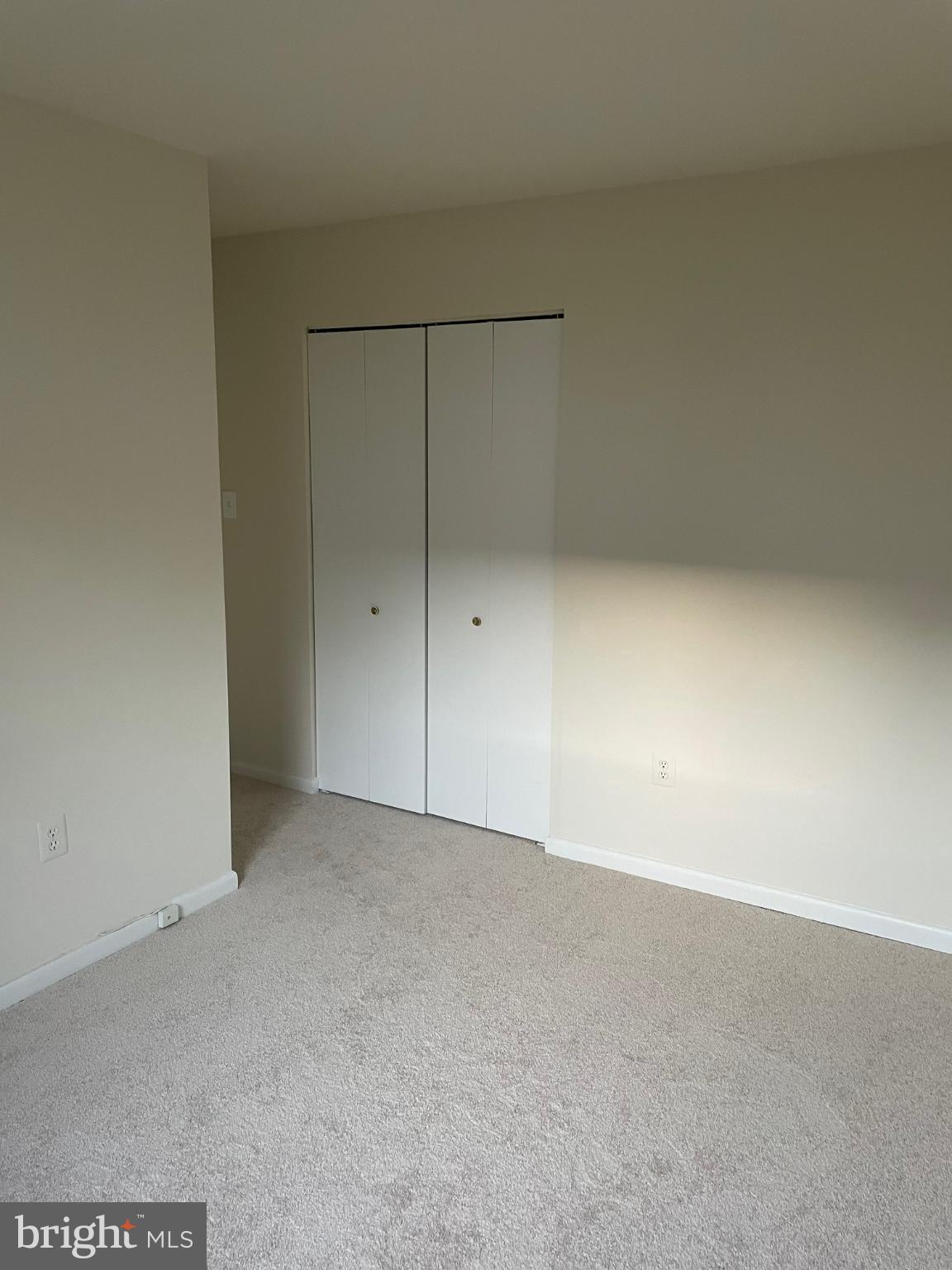 11206 White Barn Court Gaithersburg, MD 20879 - Photo 16 of 21 a view of an empty room