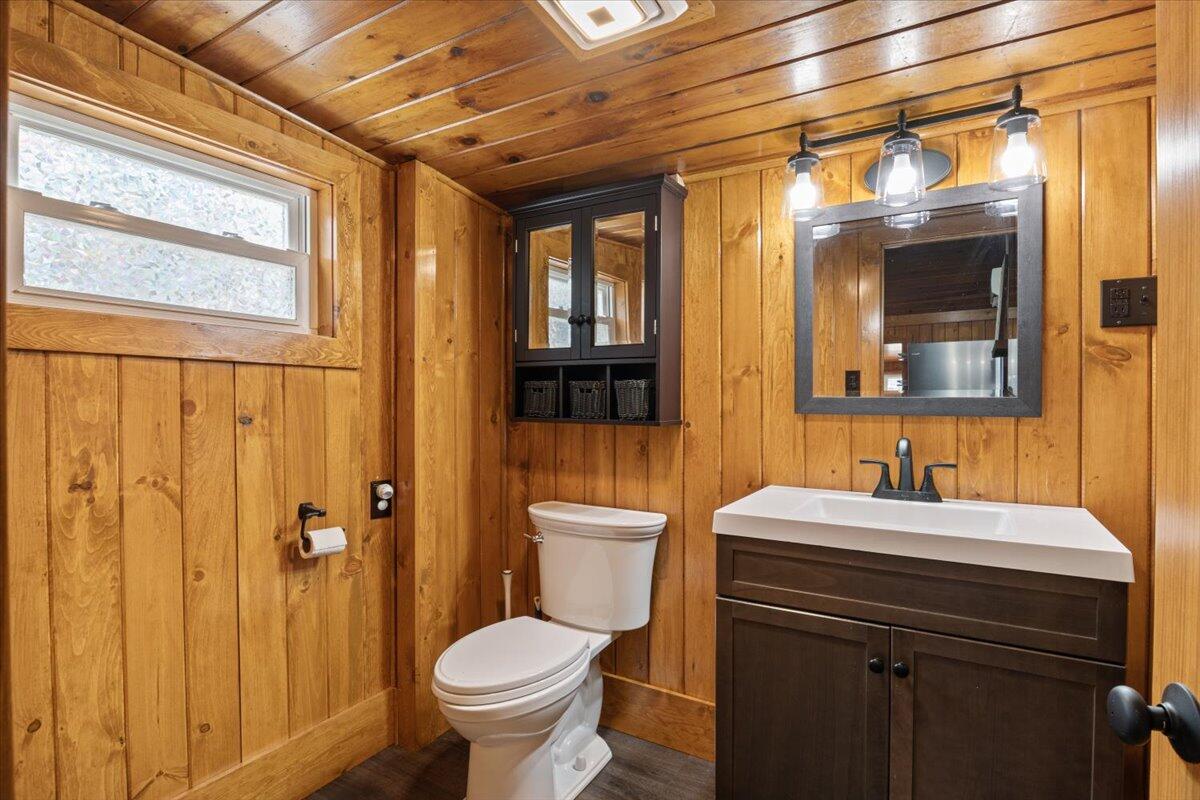 28 Richard Road Acton, ME 04001 - Photo 11 of 38 10-First Floor 1_2 Bath
