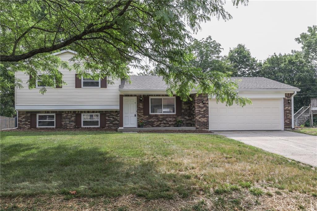 969 Stonegate Road Greenwood, IN 46142 - Photo 1 of 31 Gallery Image 1