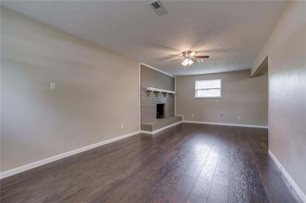 969 Stonegate Road Greenwood, IN 46142 - Photo 15 of 31 Gallery Image 15