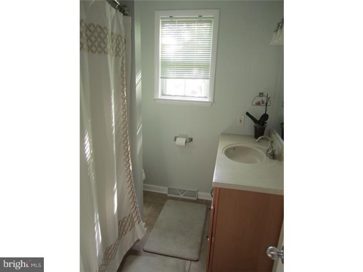 257 Aspen Road Yardley, PA 19067 - Photo 12 of 18 Bathroom