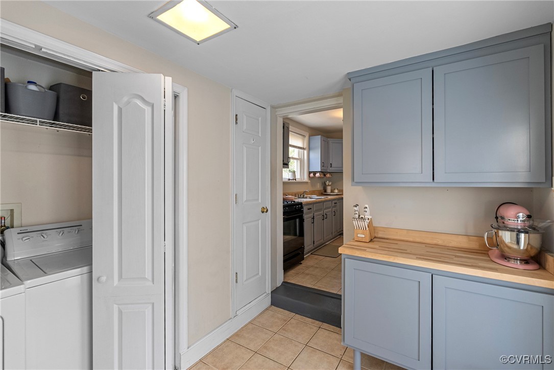 1918 Seddon Road Richmond, VA 23227 - Photo 15 of 33 Laundry room featuring light tile patterned floors