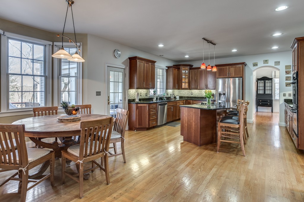19 Bird Hill Road Lexington, MA 02421 - Photo 9 of 27 Gallery Image 9