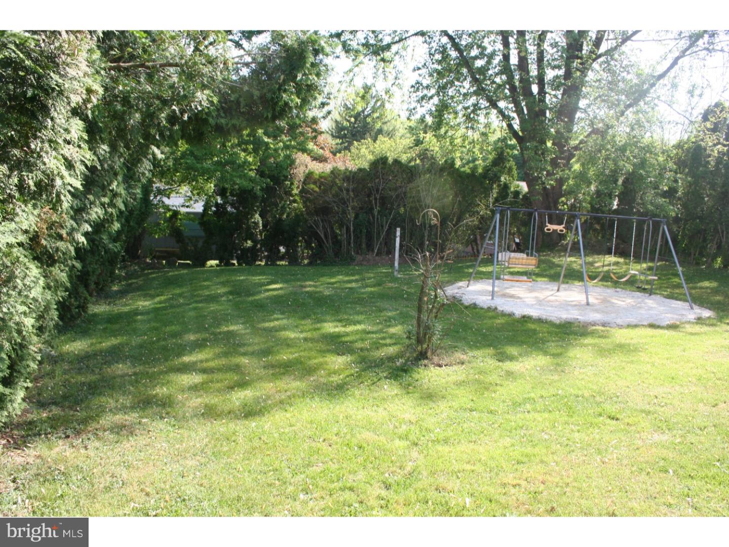 2230 Berkley Road Reading, PA 19605 - Photo 23 of 24 Gallery Image 23