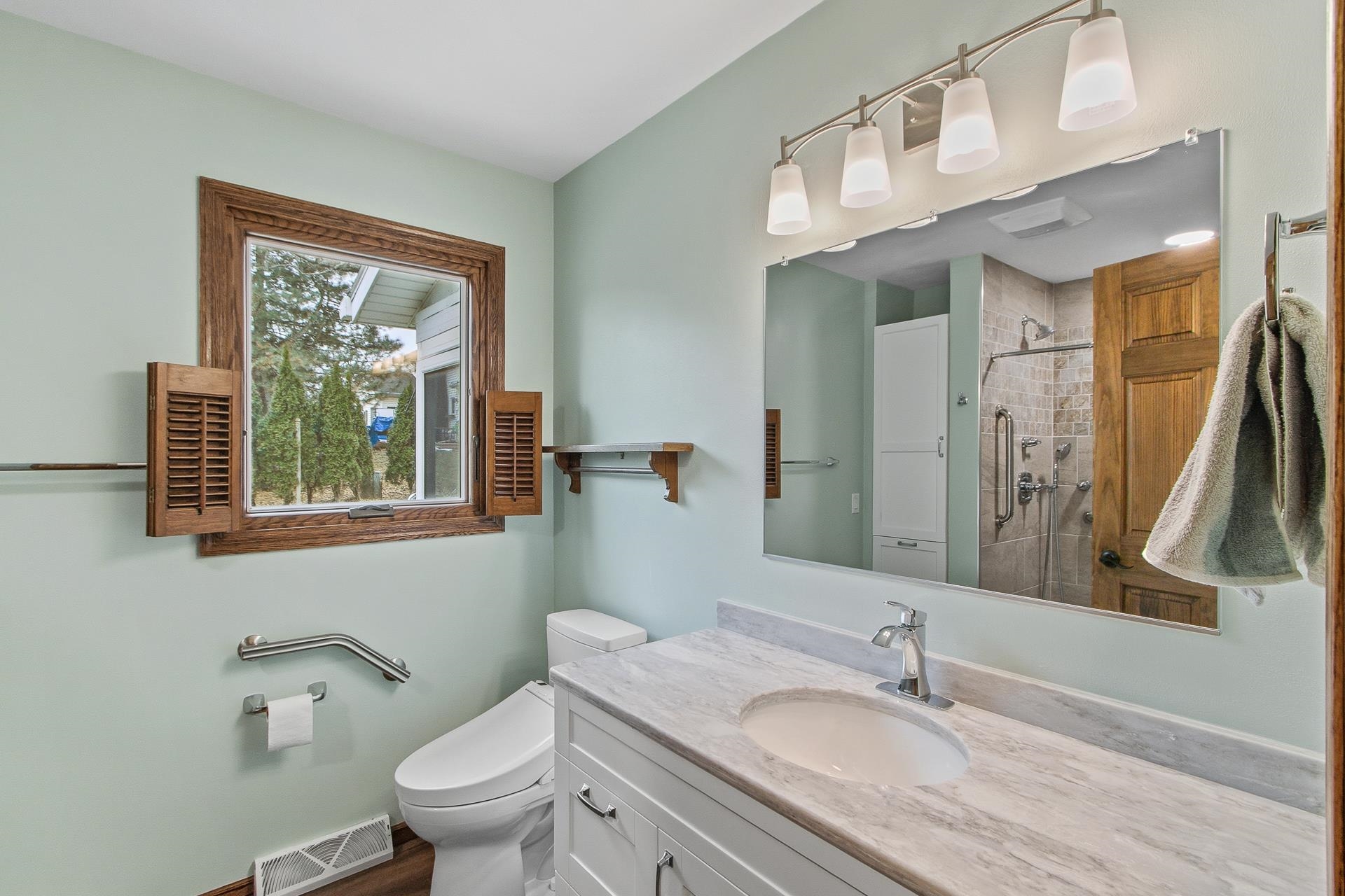 1426 North Westfield Road Middleton, WI 53562 - Photo 23 of 71