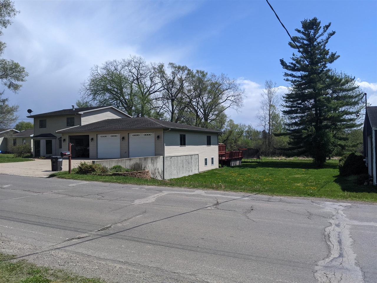 3639 Flansburg Road Jackson, MI 49203 - Photo 2 of 23