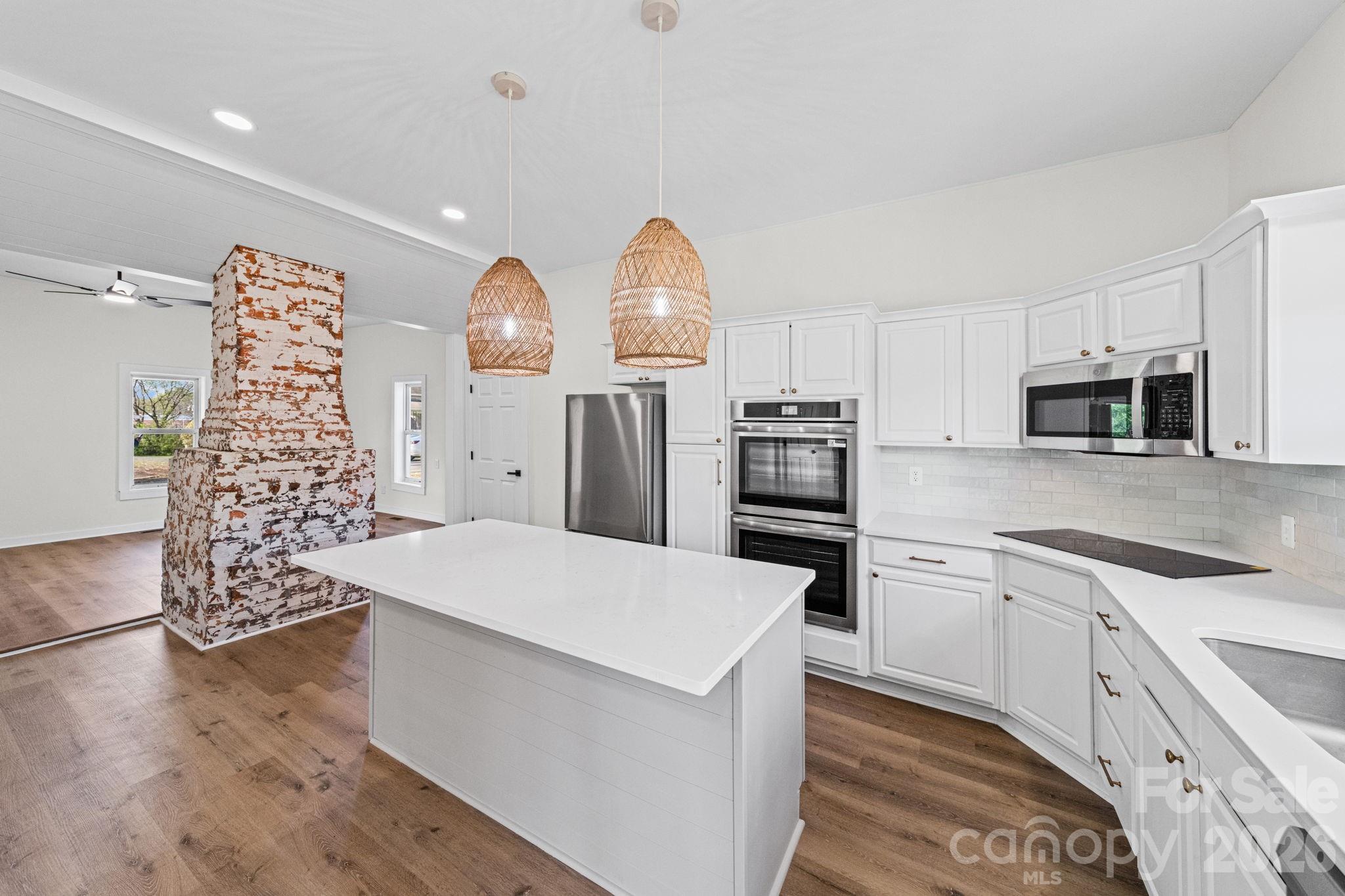 1104 Wood Street Albemarle, NC 28001 - Photo 3 of 32