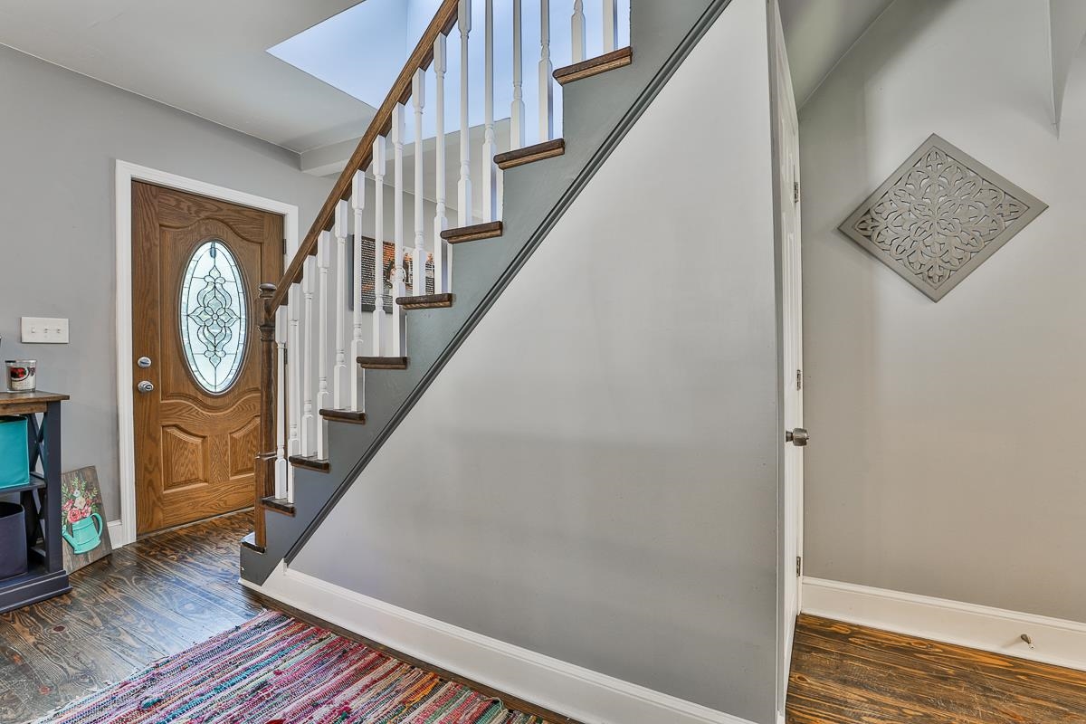 29 Montelona Road Goffstown, NH 03045 - Photo 8 of 28 Gallery Image 8
