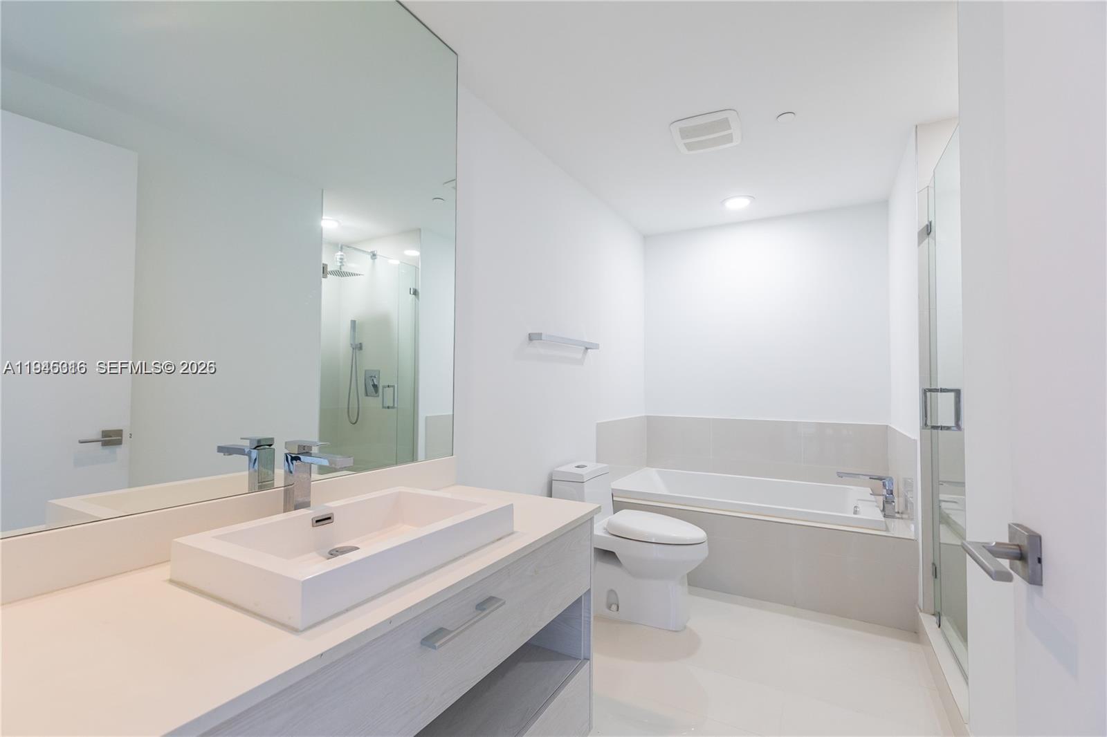 55 Southwest 9th Street, Unit 1608 Miami, FL 33130 - Photo 16 of 49