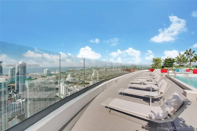 $4,650 | 55 Southwest 9th Street, Unit 1608, Miami, FL 33130