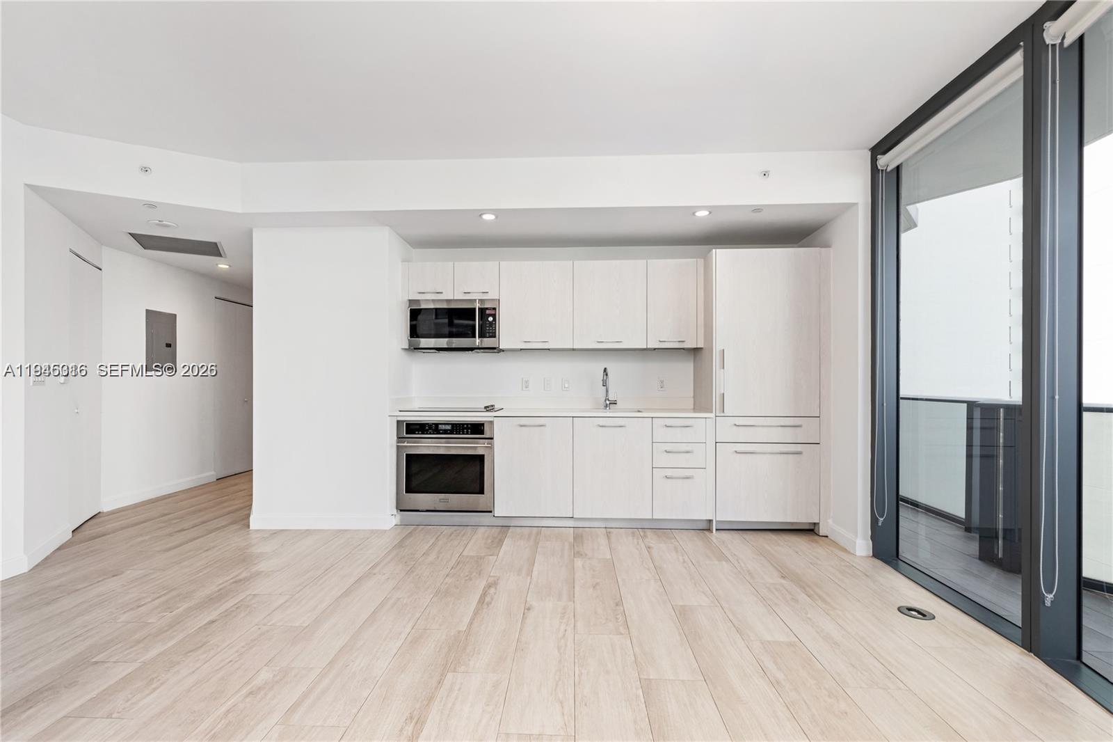 55 Southwest 9th Street, Unit 1608 Miami, FL 33130 - Photo 6 of 49