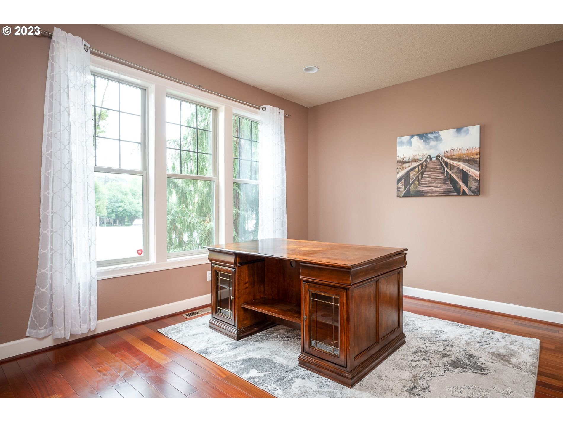 107 Southeast Gabbert Road Gresham, OR 97080 - Photo 12 of 27 Gallery Image 12
