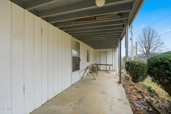 $139,999 | 16120 Mountain Spring Road, Abingdon, VA 24210