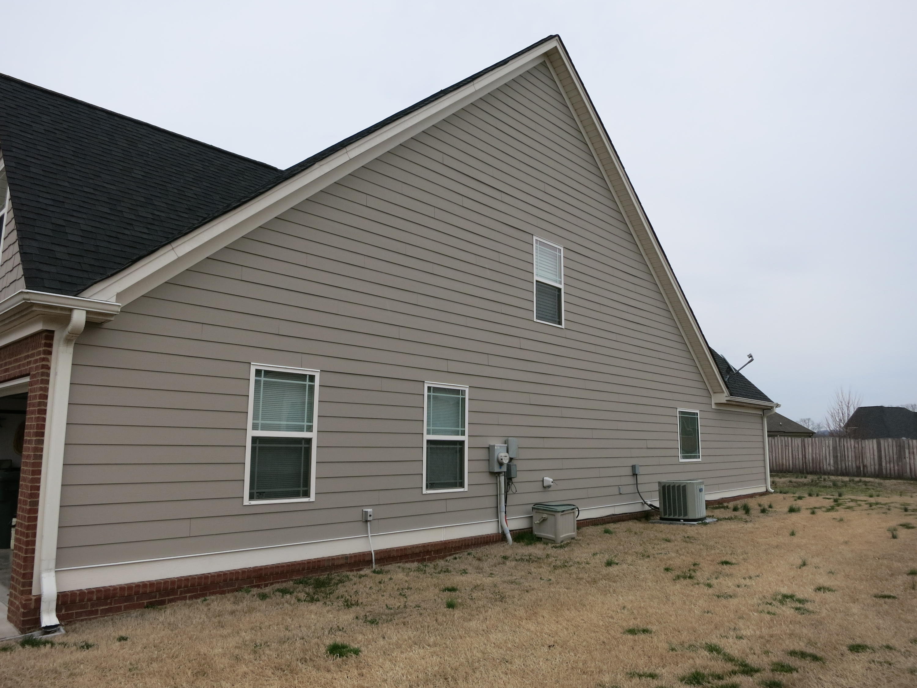 136 Live Oak Road Ringgold, GA 30736 - Photo 21 of 24 right end.JPG