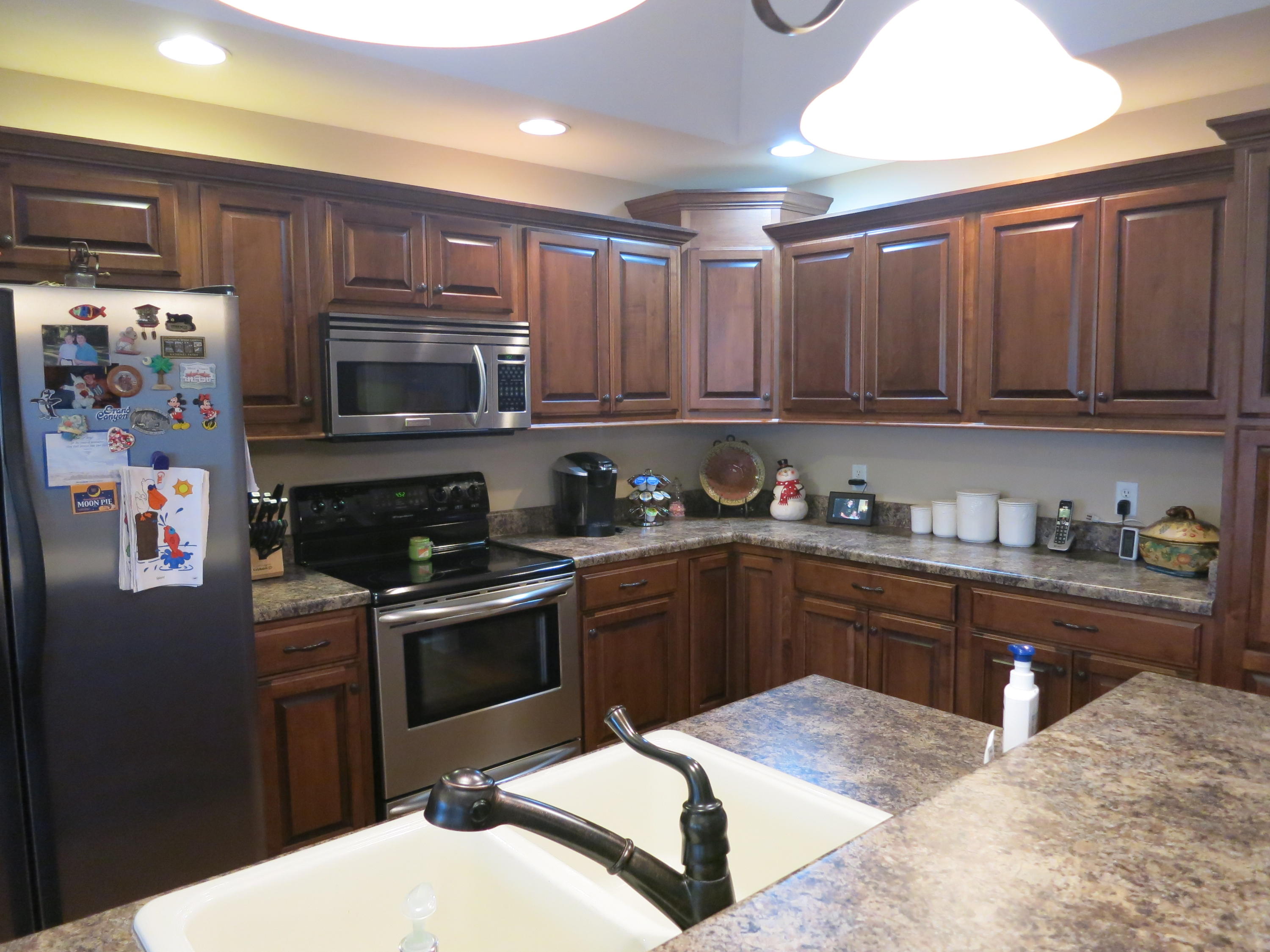 136 Live Oak Road Ringgold, GA 30736 - Photo 4 of 24 kitchen 2.JPG
