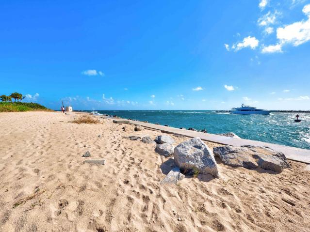 206 Inlet Way, Unit 8 Palm Beach Shores, FL 33404 - Photo 12 of 12 Singer island beach