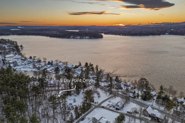 $799,900 | 9 Dry Point Drive, Rome, ME 04963